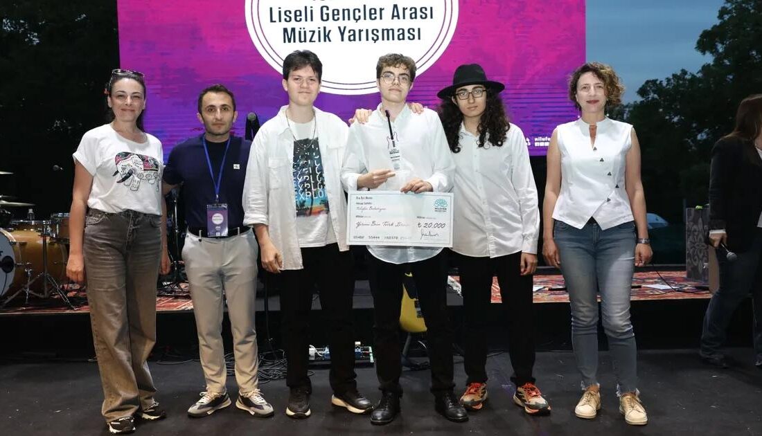 Bursa’da Liseli Gençler Müzik Yarışması'nın kazananları açıklanmış olup, başarılı genç