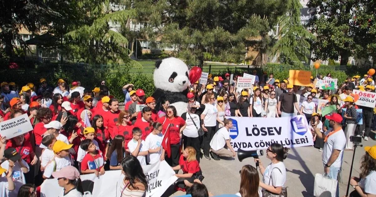 Bursa'da Lösemili Çocuklar Haftası etkinliği, destek ve farkındalık oluşturmak amacıyla
