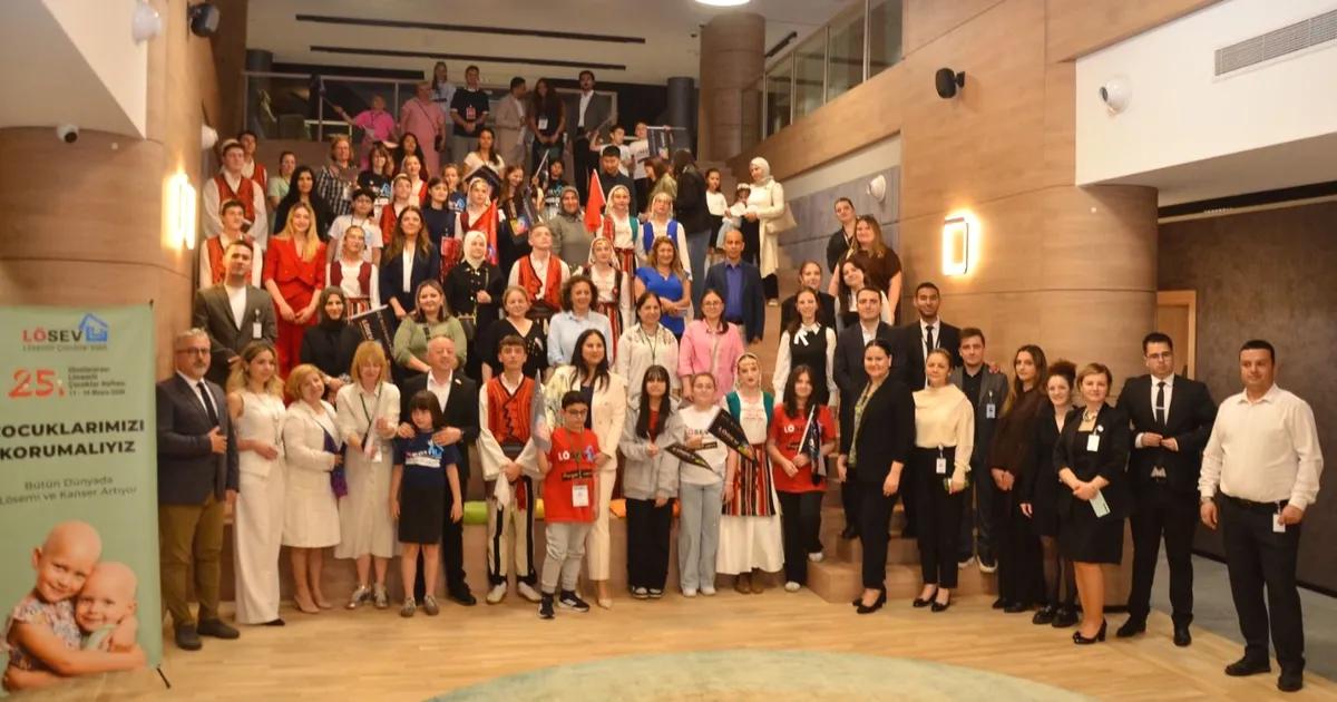 Bursa'da Lösemili Çocuklar Haftası kapsamındaki etkinlikler, farkındalık ve destek amaçlı