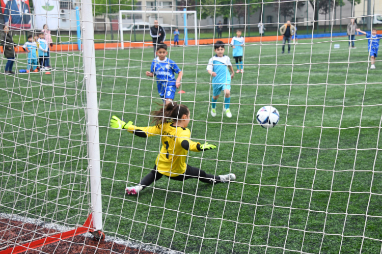 Bursa'da Minik Timsahlar Futbol Şenliği
