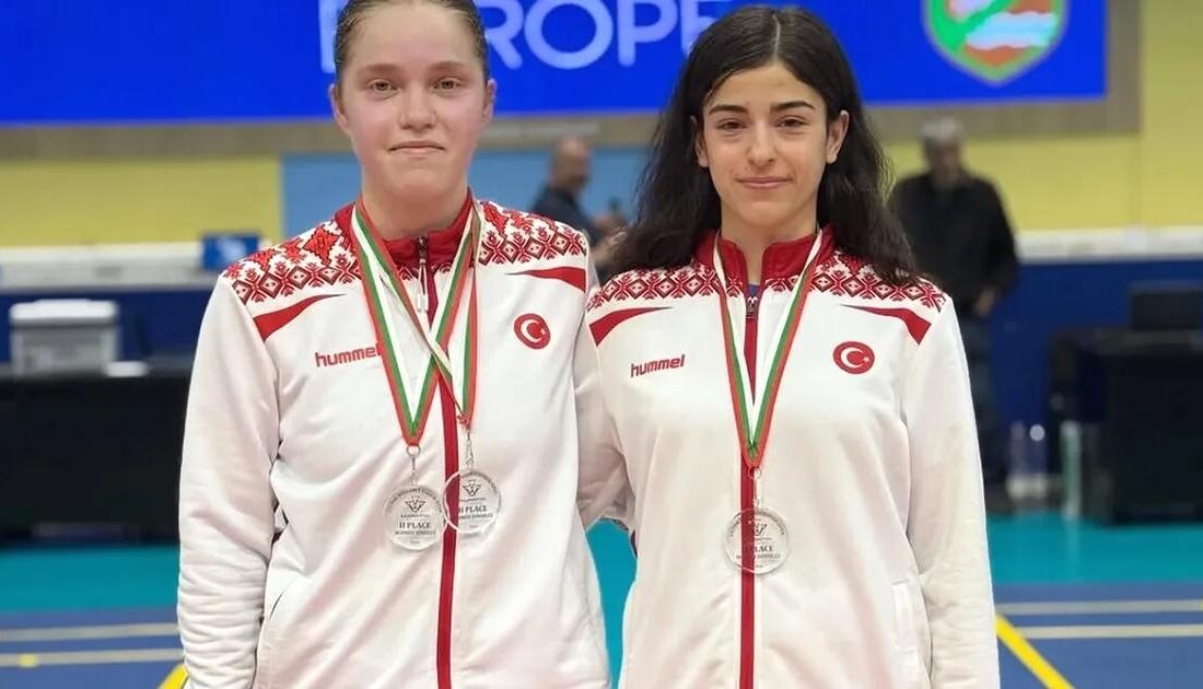 Bursa'da okul bahçesinde bulunan kırmızı güvercinle ilgili detaylar ve olayın