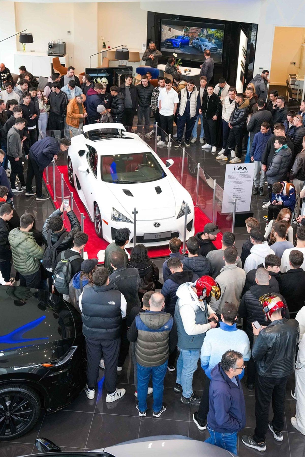 Bursa'da otomobil turu heyecanını yaşayın. Şehir turu ve doğa güzelliklerini