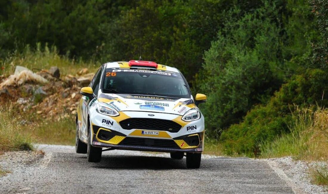Bursa'da düzenlenen ralli yarışında Kübra Denizci Keskin büyük başarılar elde