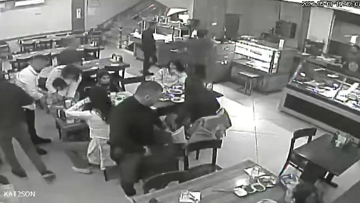 Bursa'da restoran ortamında çocukların solunum sorunlarının acil müdahale ve kurtarılması