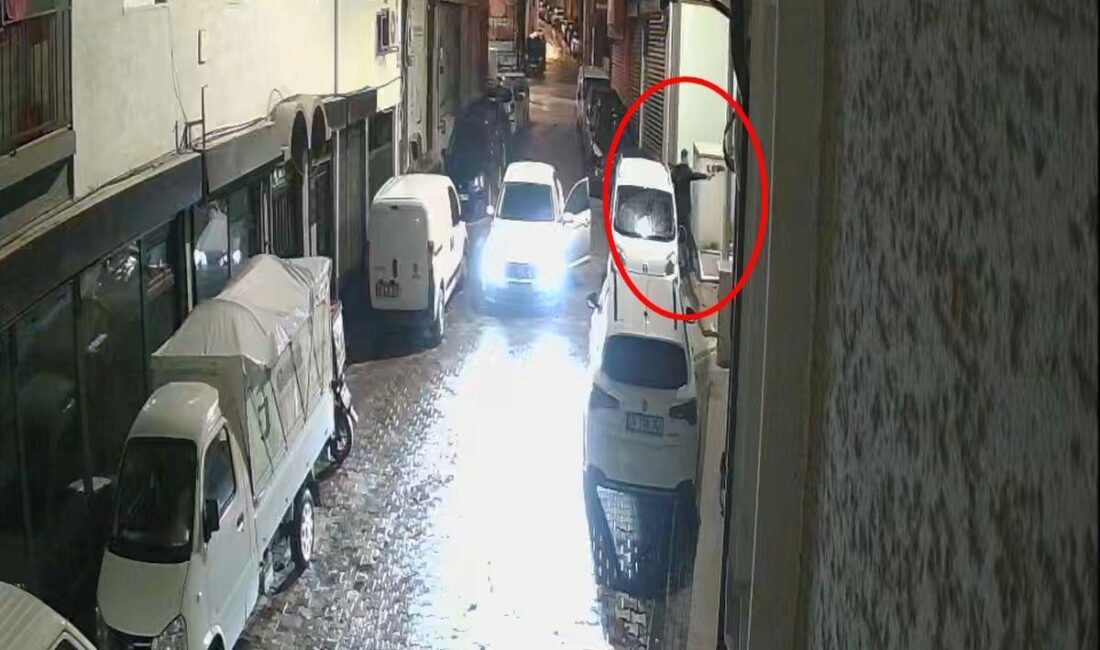 Bursa'da meydana gelen silahlı saldırıda 1 kişi yaralandı. Olayla ilgili