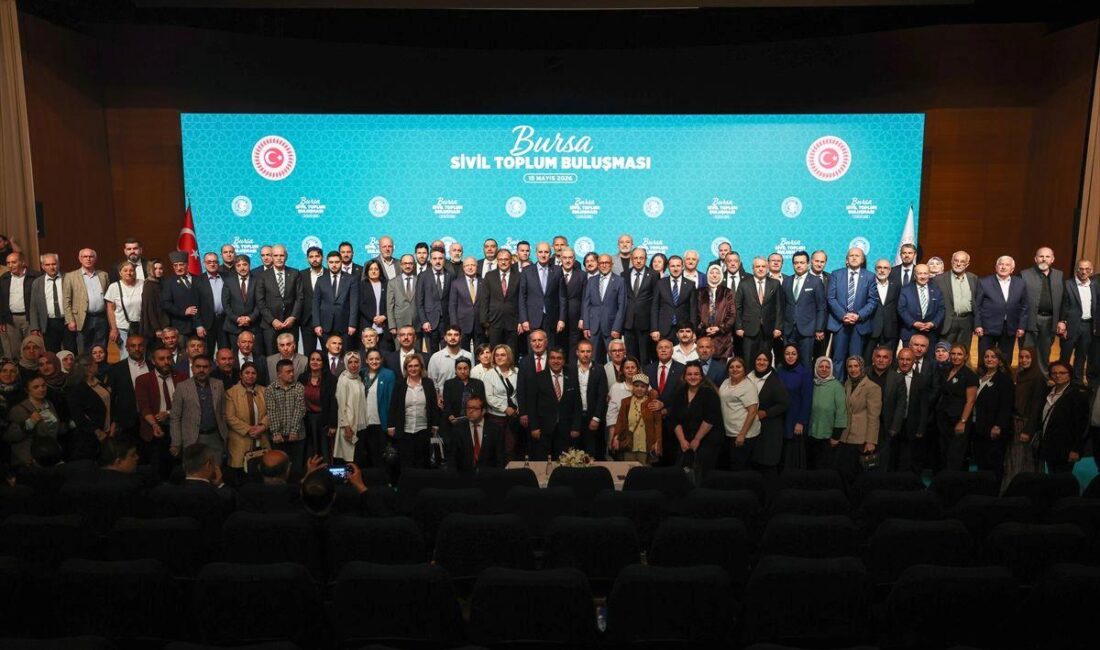Bursa'da gerçekleştirilen Sivil Toplum Hareketi Toplantısı'nın detayları, amaçları ve katkıları