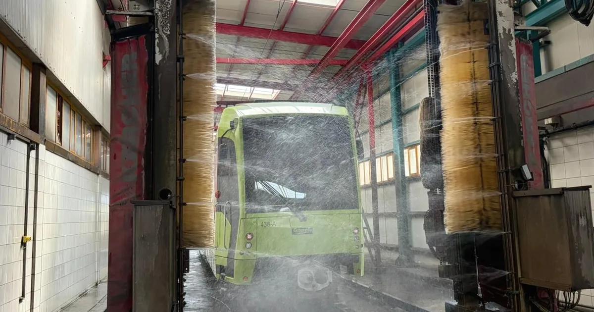 Bursa'da toplu ulaşım araçlarının temizlik ve dezenfeksiyon hizmetleri ile güvenli