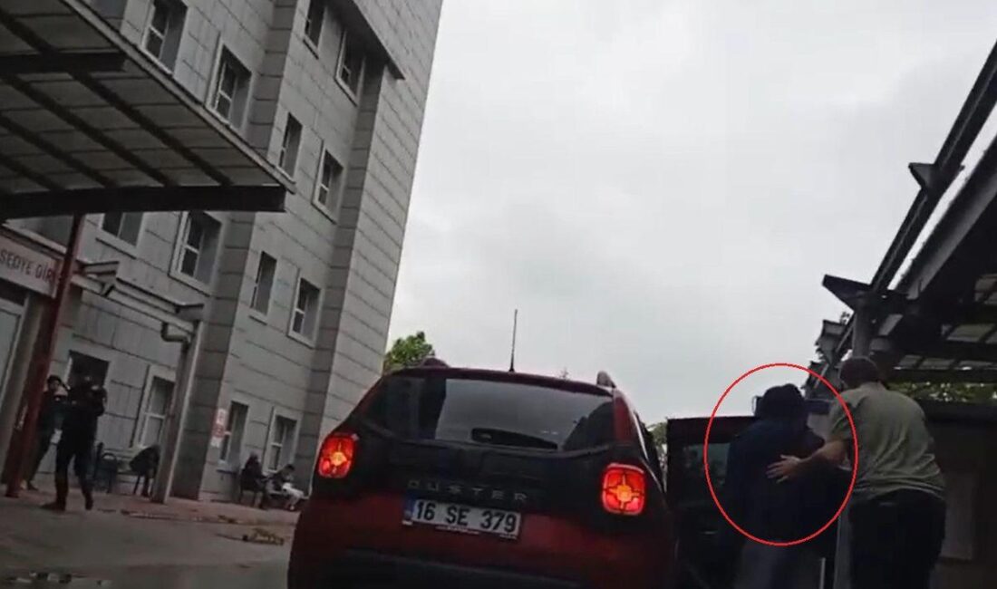 Bursa'da trafik kazası sonucu yaralanan anne ve oğlunun durumu hakkında