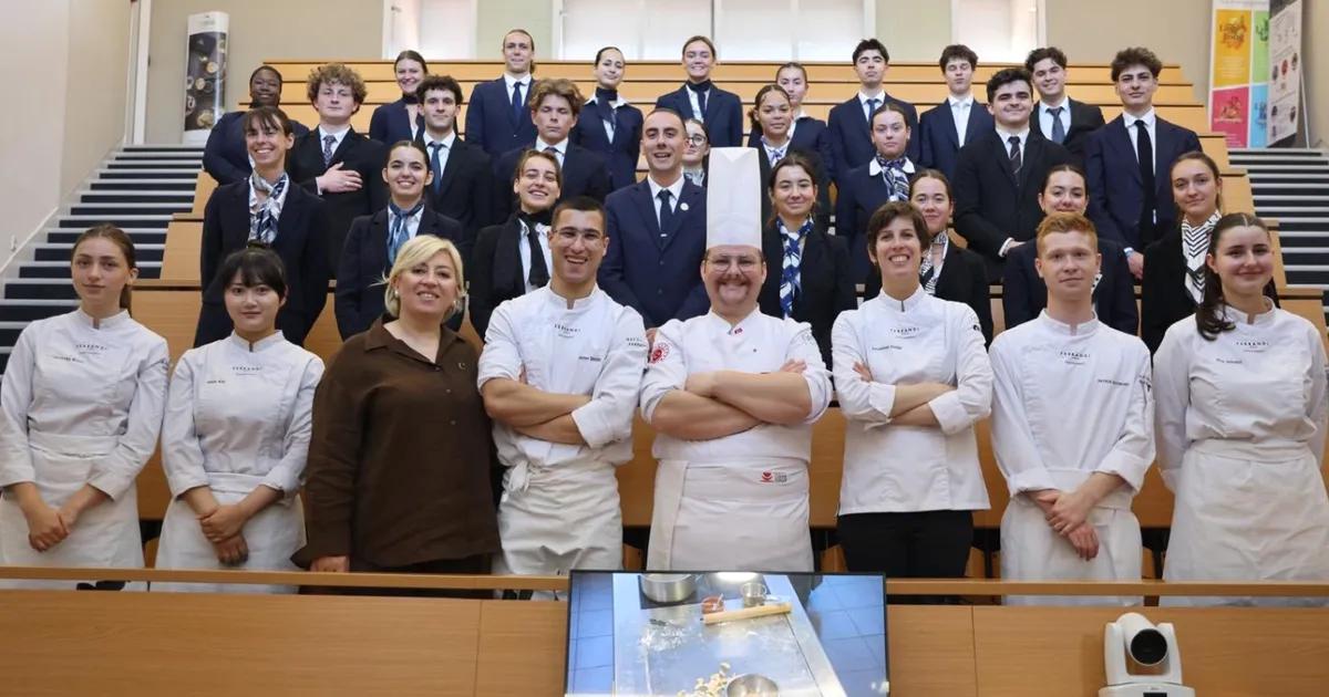 Bursa'da düzenlenen Türk Mutfağı Haftası etkinliğiyle zengin Türk mutfağının geleneksel