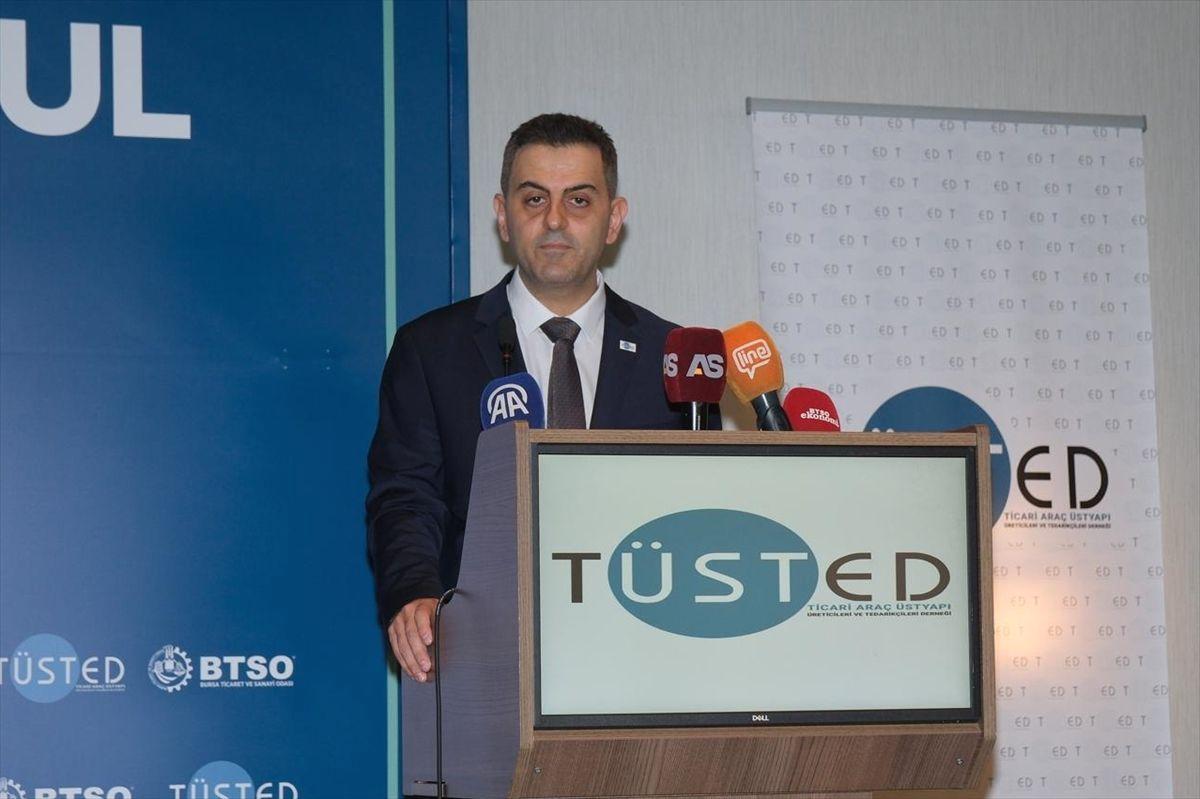 Bursa'da TÜSTED'in genel kurulu gerçekleştirildi. Katılımcılar, sektörün gelişimi ve birlik