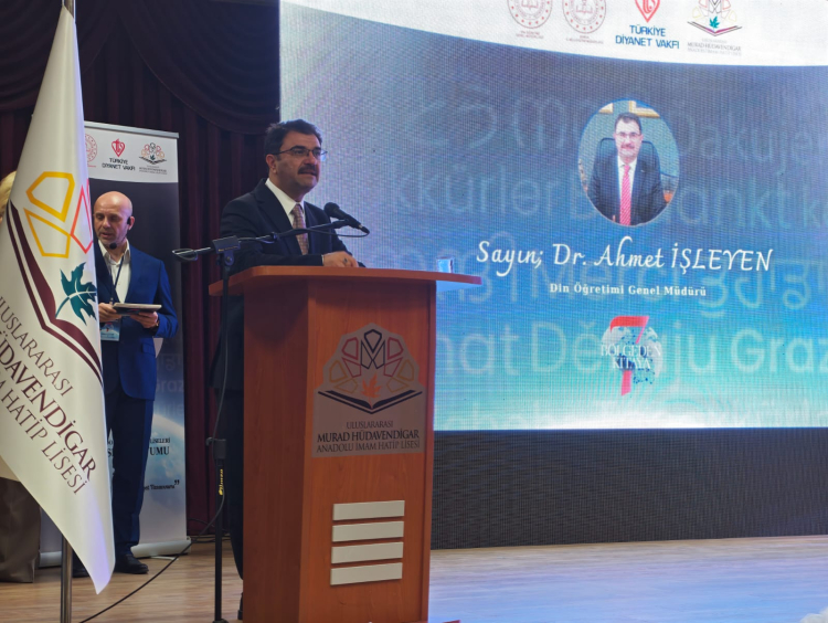 Bursa’da Uluslararası Öğrenci Sempozyumu Başladı