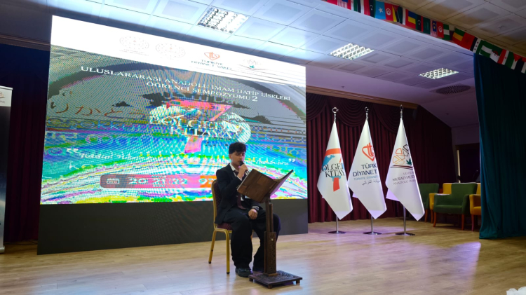 Bursa’da Uluslararası Öğrenci Sempozyumu Başladı