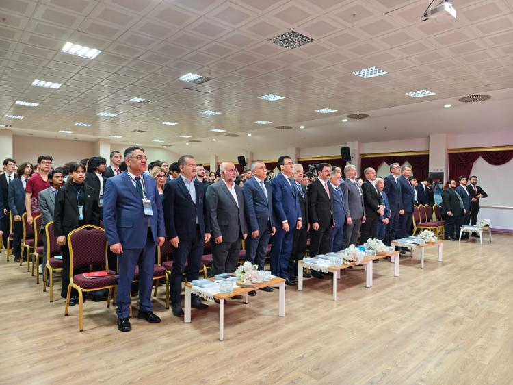 Bursa’da Uluslararası Öğrenci Sempozyumu Başladı