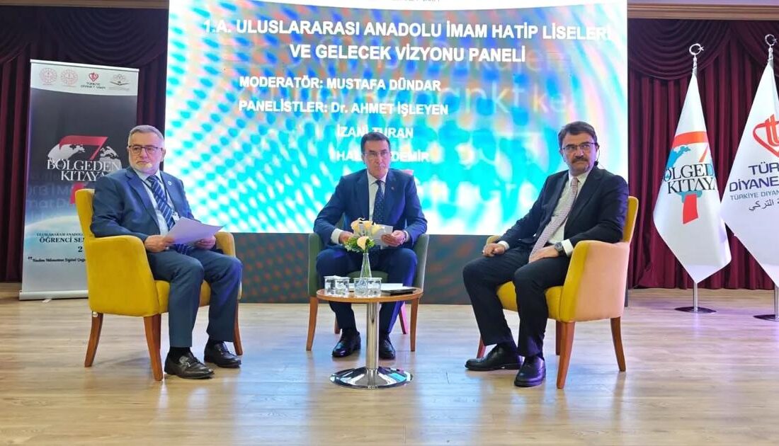 Bursa'da düzenlenen Uluslararası Öğrenci Sempozyumu başladı. Eğitim ve kültürel paylaşımlarla