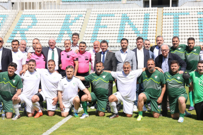 Bursa’da Veteran Futbolcular Turnuvası