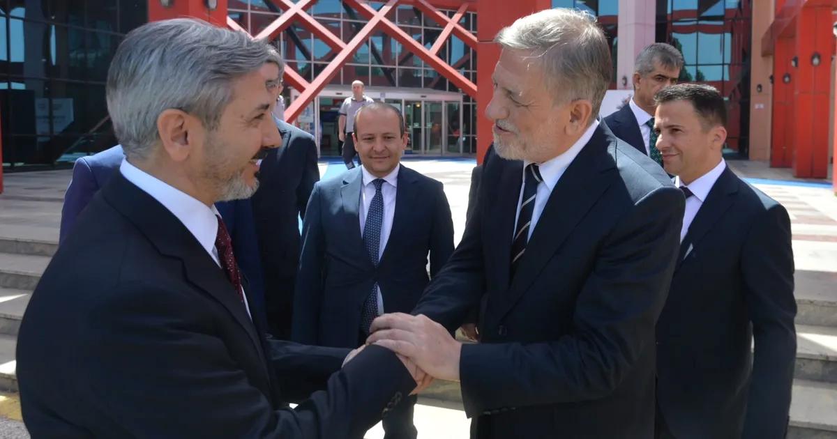 Bursa'da meydana gelen otomobil kazası hakkında detaylı bilgi, olayın nedenleri