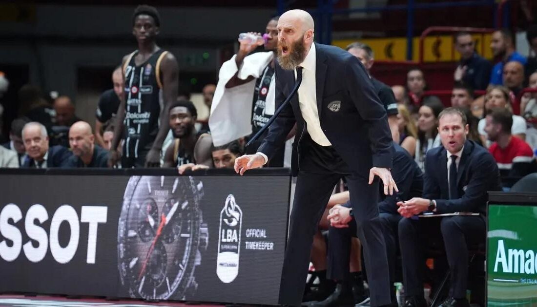 Bursa'da yeni basketbol koçu ataması gerçekleştirildi. Detaylar ve gelişmeler için