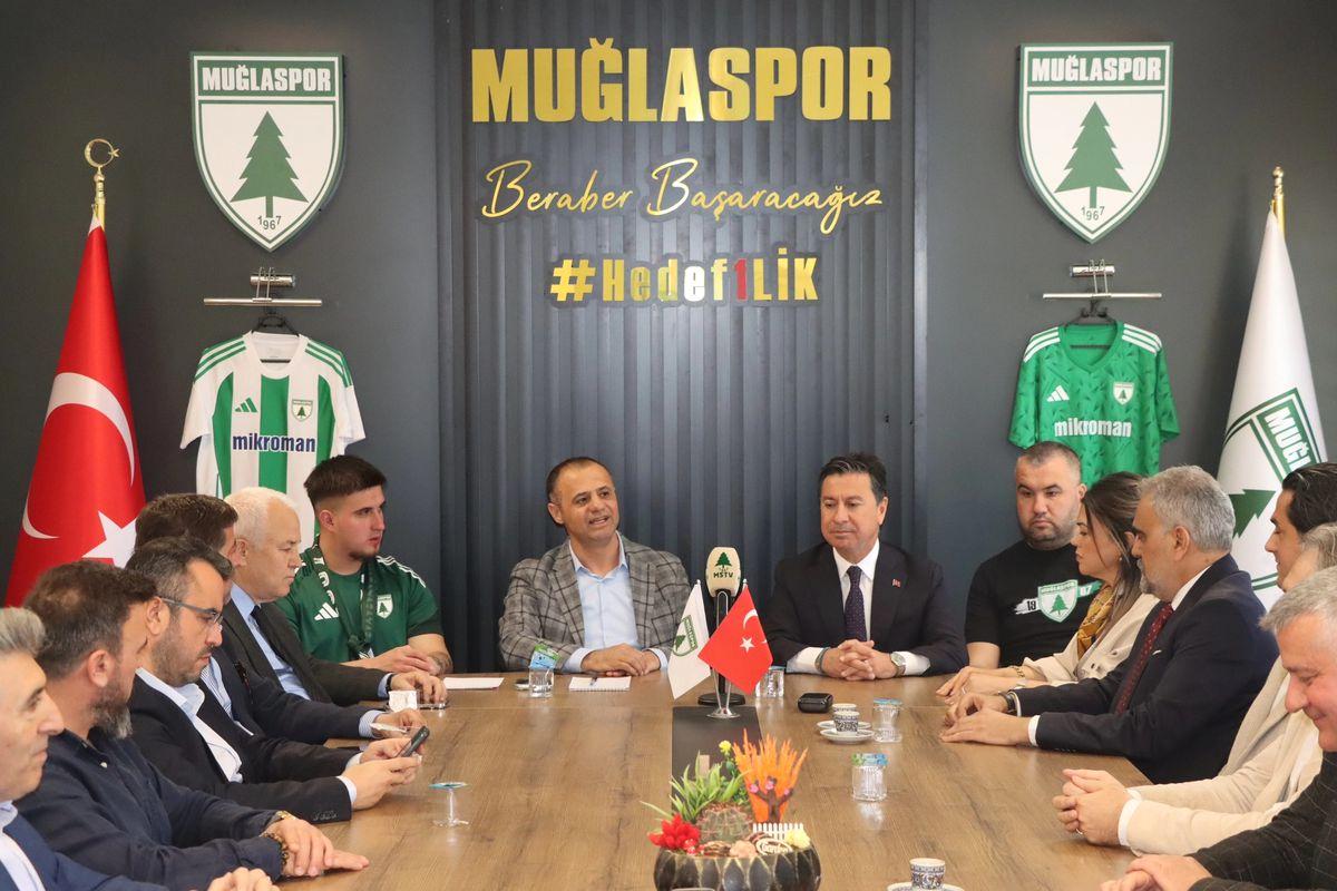 Bursa'daki Muğlaspor, final maçlarına hazırlıklarını sürdürüyor ve başarı için yoğun