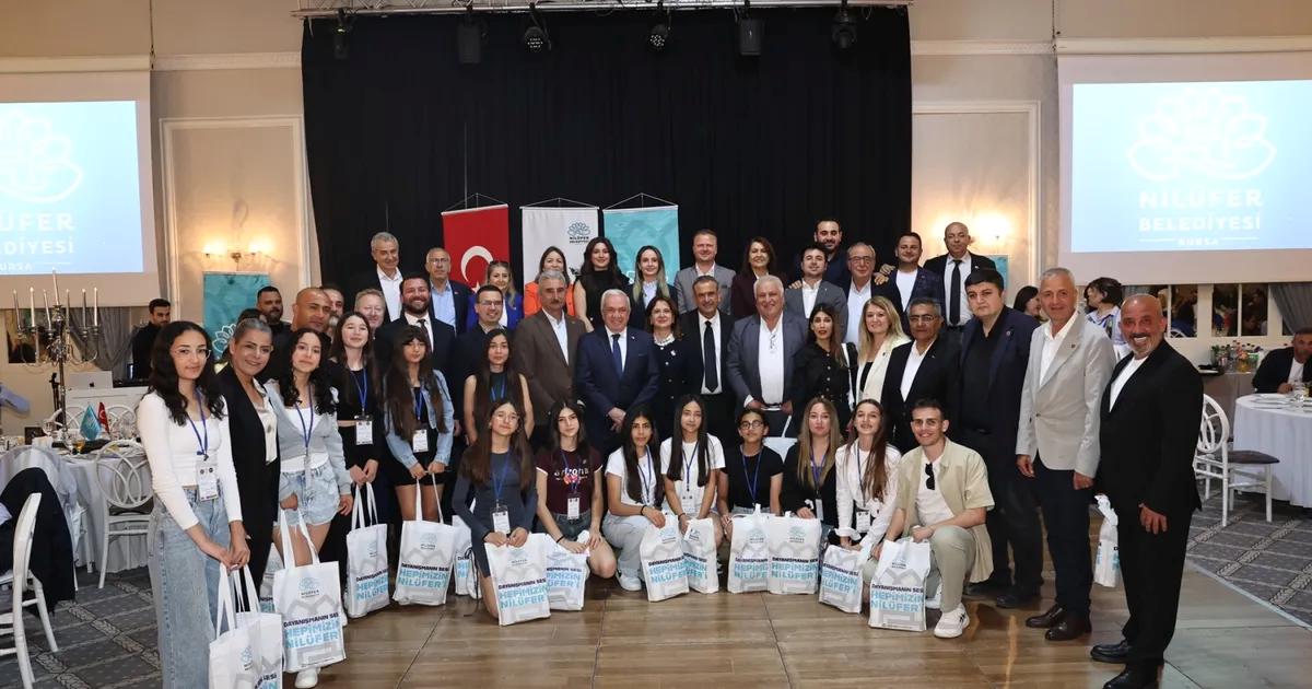 Bursa'daki Uluslararası Spor Şenlikleri, çeşitli etkinlikler ve spor yarışmalarıyla kutlandı,