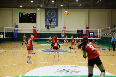 Bursa'nın İlçelerinde Spor Festivali Renkli Anlara Sahne Oldu