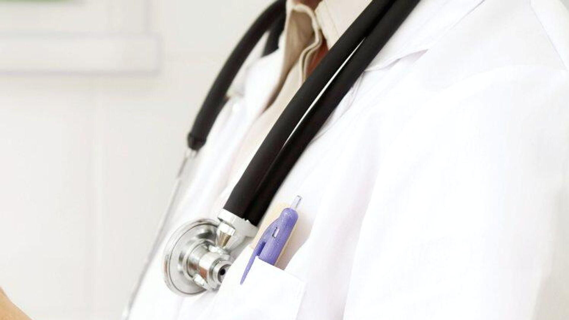 Çocuklara yönelik ağır suçlamalar, doktor soruşturma ve tutuklama detayları hakkında