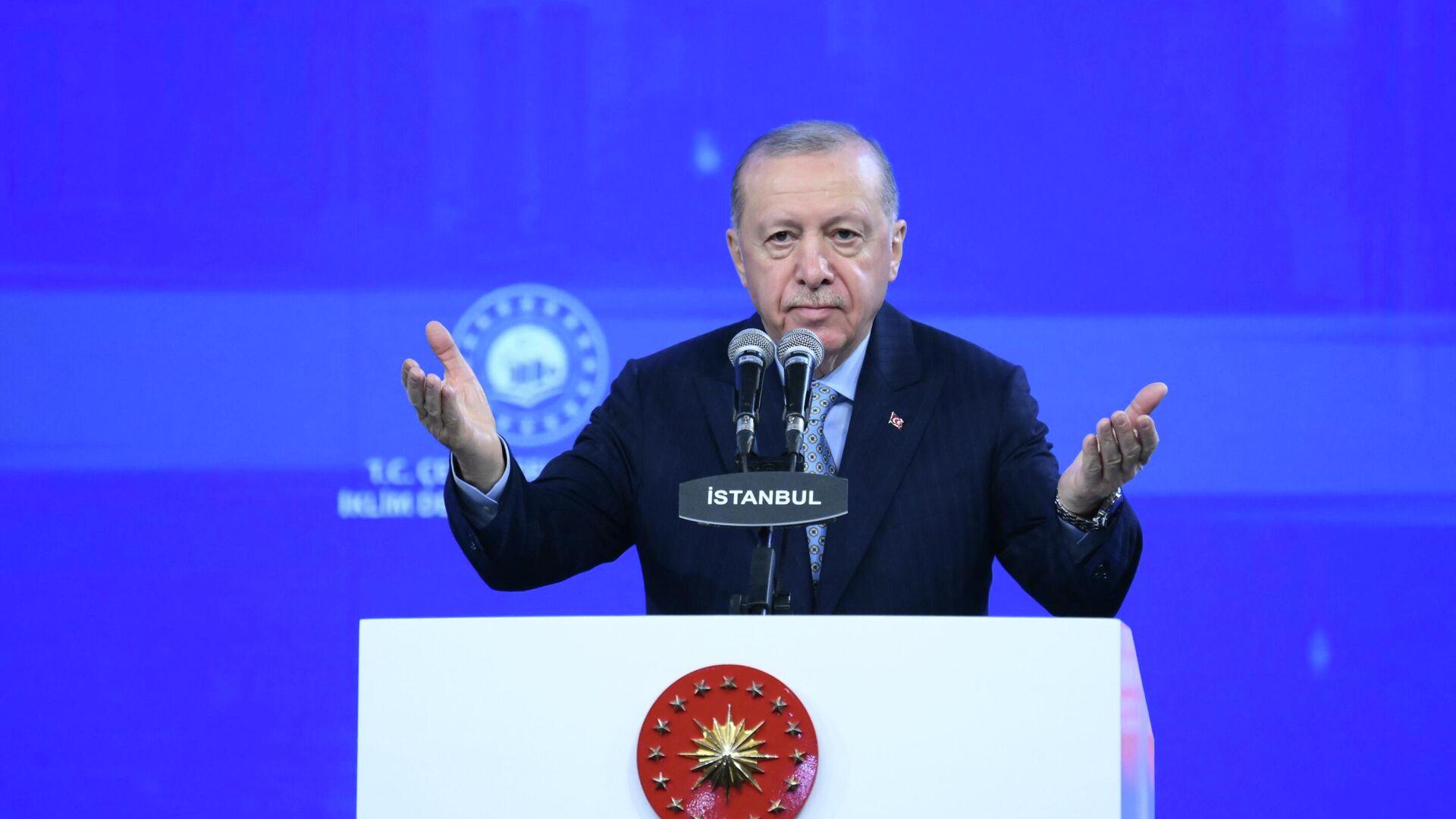 Erdoğan'dan anayasa çağrısı, güçlü hukuk ve demokrasi inşası için önemli