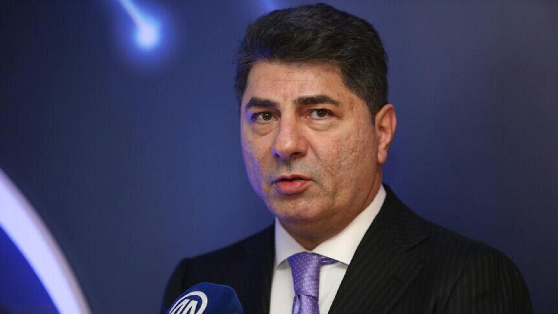 Fenerbahçe Başkanı adaylığı açıkladı, yeni bir döneme hazırlık başladı. Takipte