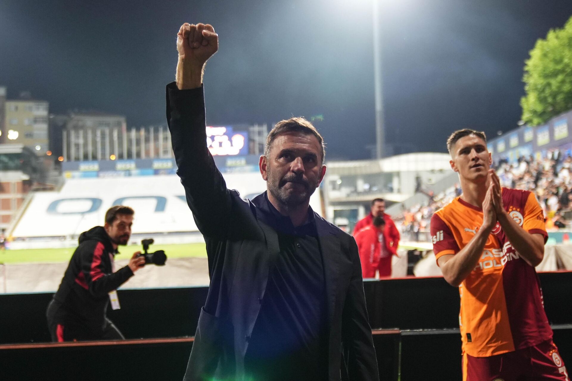 Galatasaray Sezonu Zaferle Tamamladı ve Transfer Hedeflerini Belirledi