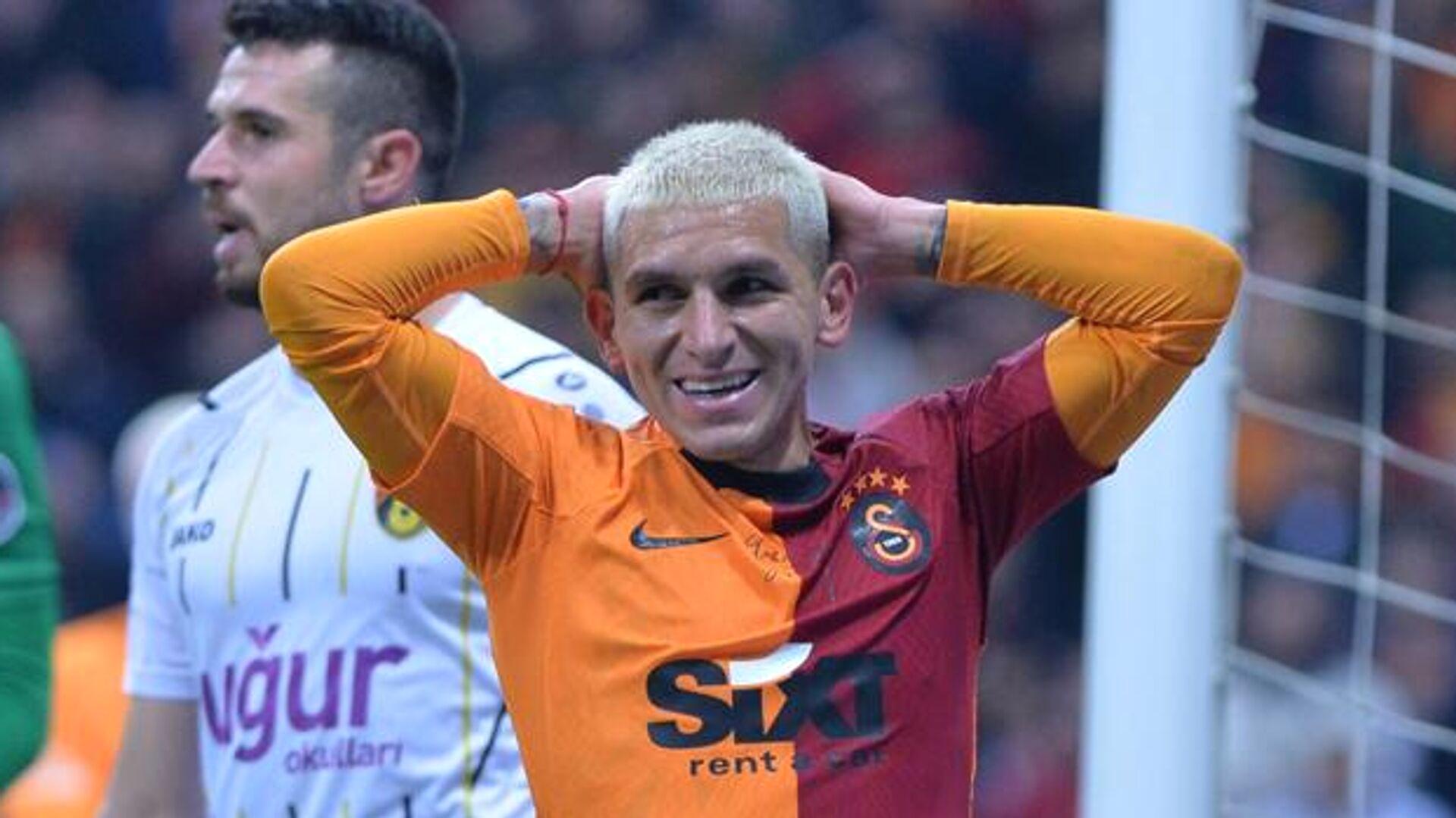 Galatasaray'ın yıldız futbolcusu saldırıya uğradı, darp ve göz yaralanması yaşandı.