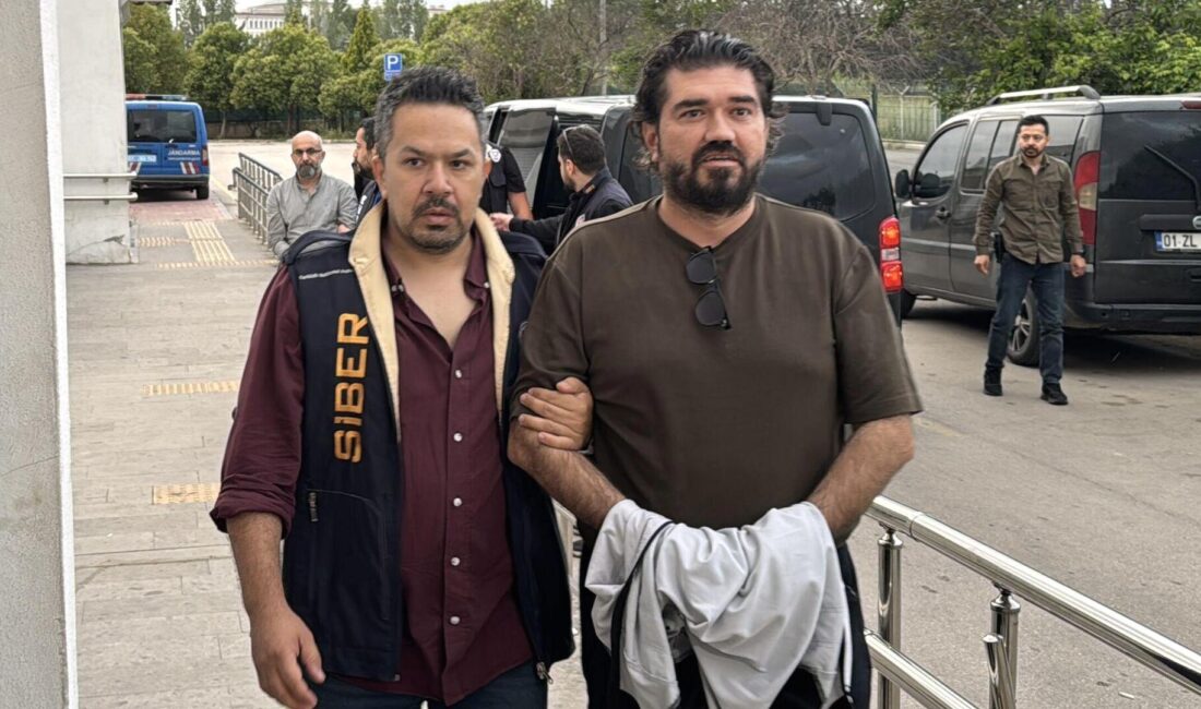 Gazeteci Ahmet Hakan, Rasim Ozan Kütahyalı’nın gözaltını değerlendirerek olayın detaylarını