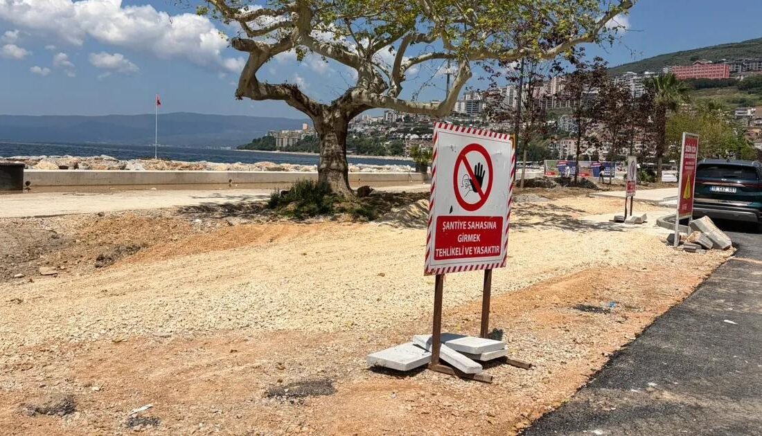 Gemlik sahilinde gerçekleştirilen modernizasyon ve düzenleme çalışmalarıyla, bölgenin estetiği ve