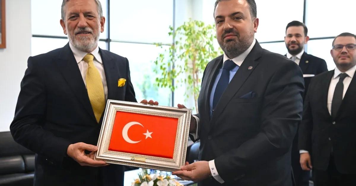 Genç iş insanlarıyla BTSO’da buluşma fırsatını yakalayın. İş birliği ve