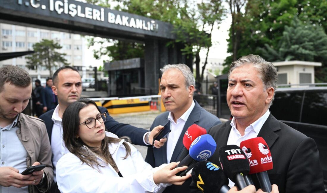 CHP'liler güç kullanımına karşı sert bir bildiri yayınlayarak demokratik haklarını