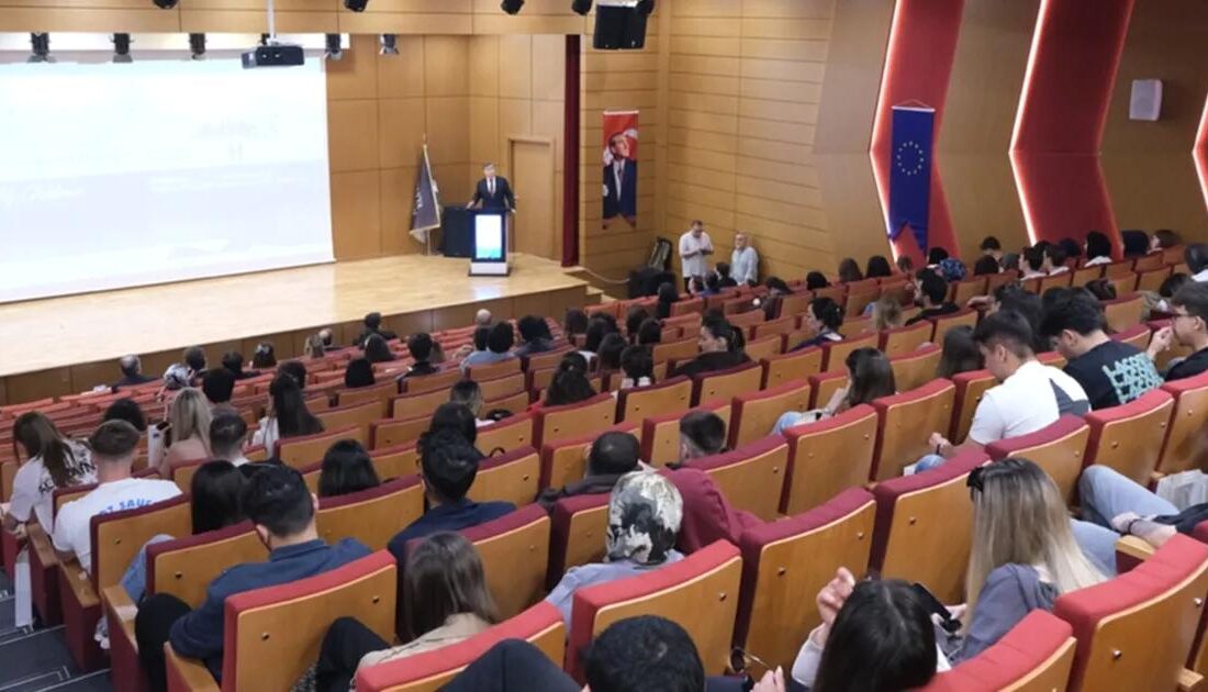 Gürsu Belediyesi ve Mudanya Üniversitesi'nin ortak düzenlediği etkinlik hakkında detaylar,