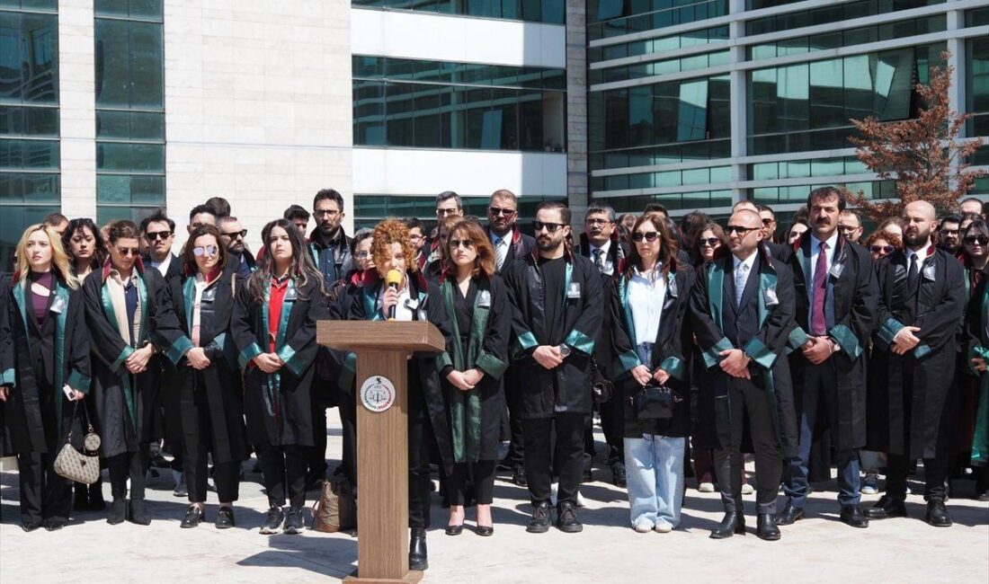 Gürsu'da avukat, intihar girişimini engelleyerek topluma örnek oldu. Hukuki destek