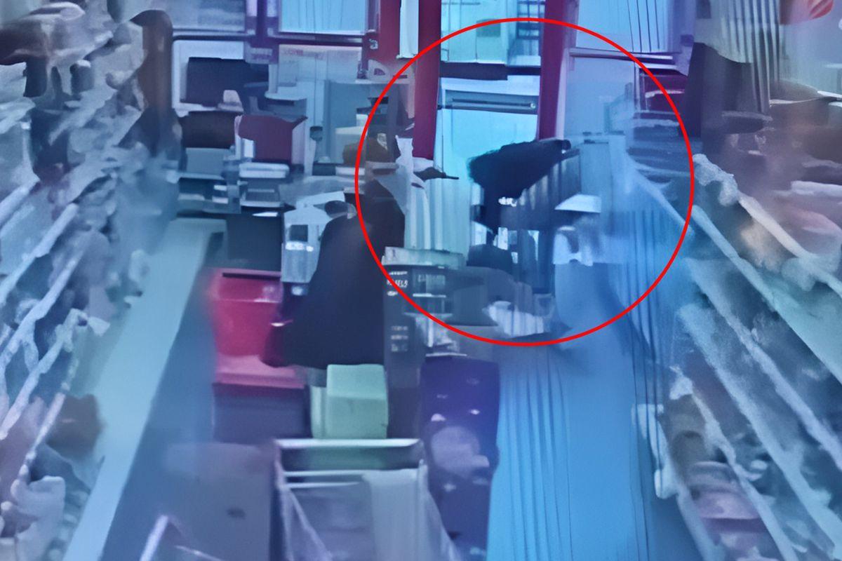 Gürsu'da bir markette meydana gelen kalp krizi girişimiyle ilgili detaylar
