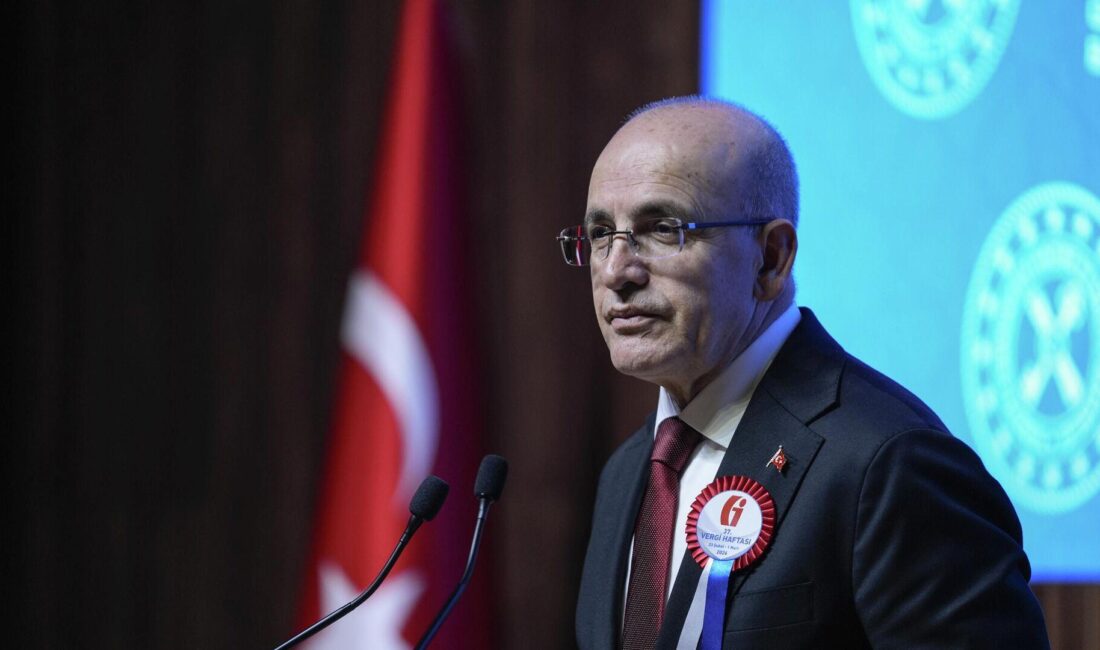 Hazine Bakanı Şimşek'ten küresel ekonomi için güçlü mesajlar ve geleceğe