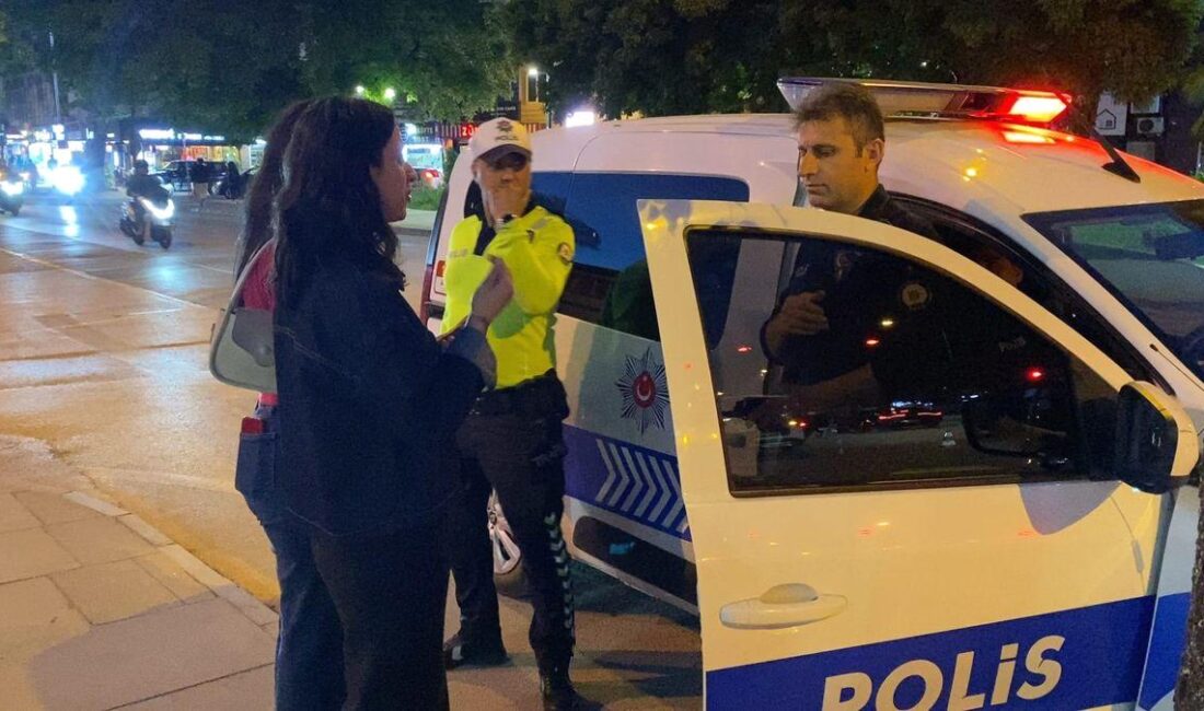 İnegöl'de ATM'de unutulan para sahiplerine ulaştırıldı. Güvenli ve hızlı çözüm