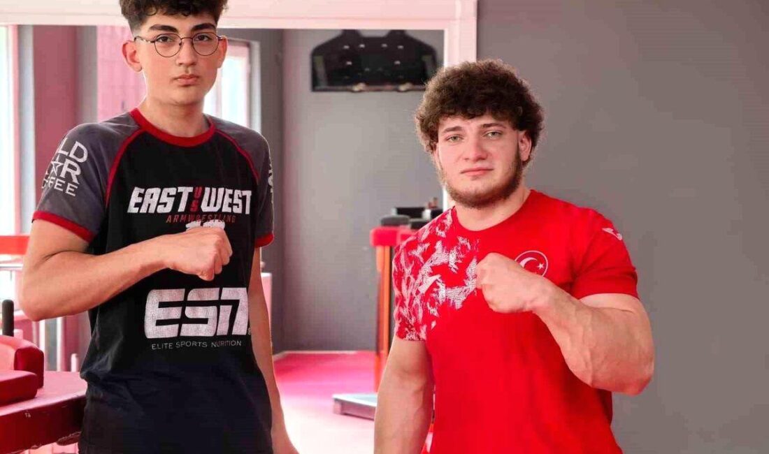 İnegöl'de engelli sporcu, bilek güreşinde gösterdiği üstün başarıyla bölgenin gururu