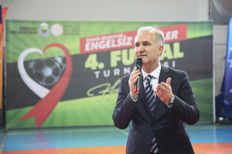 İnegöl’de Engelsiz Kalpler Futsal Turnuvası