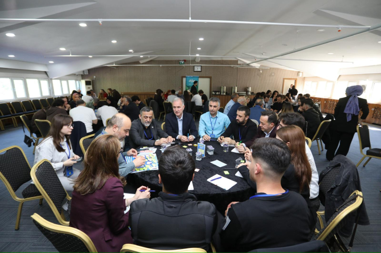 İnegöl’de Gençlik Çalıştayı yapıldı