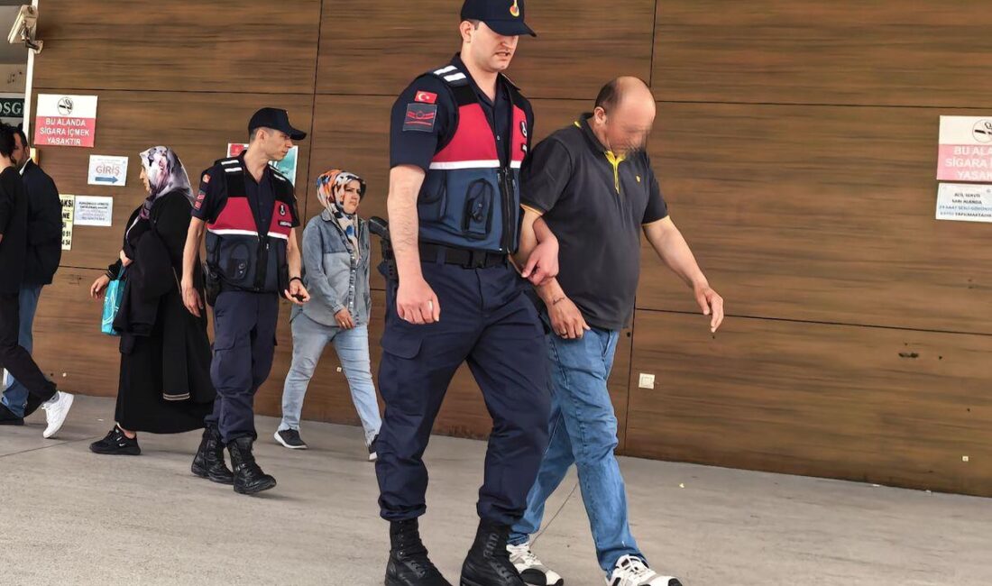 İnegöl'de kadınlar hamamında gerçekleşen kredi kartı hırsızlığı olayını detaylarıyla inceliyoruz.