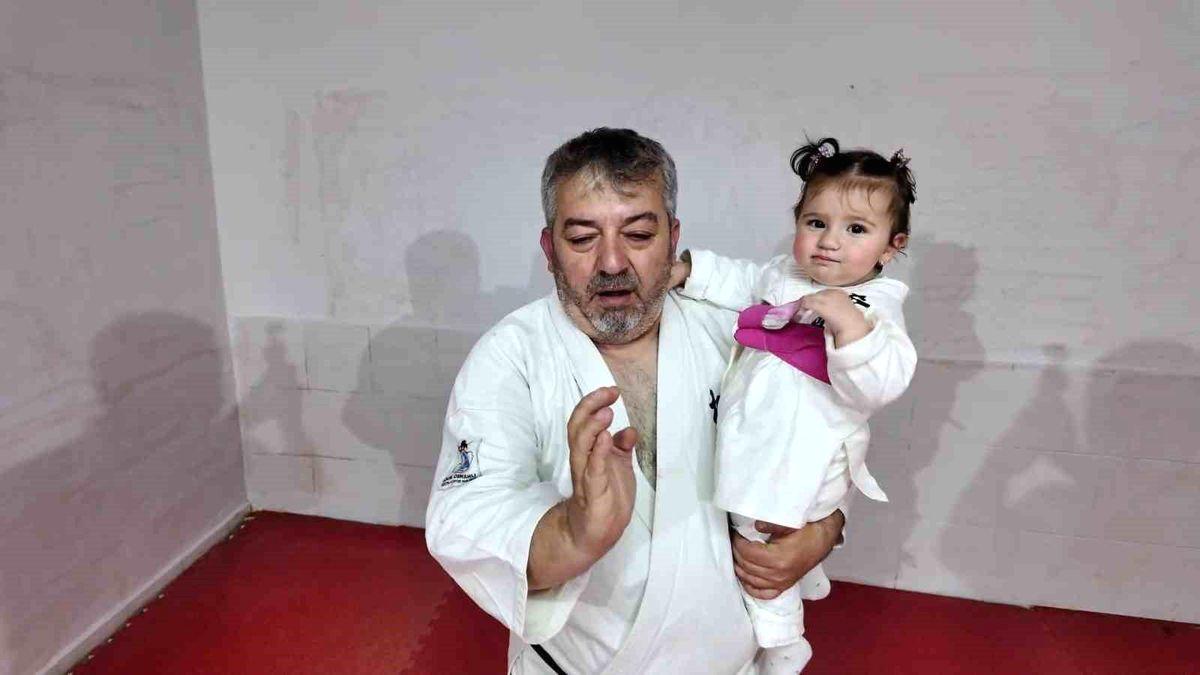 İnegöl'de Karate ailesinin başarı hikayesini keşfedin. Spor ve disiplinle dolu
