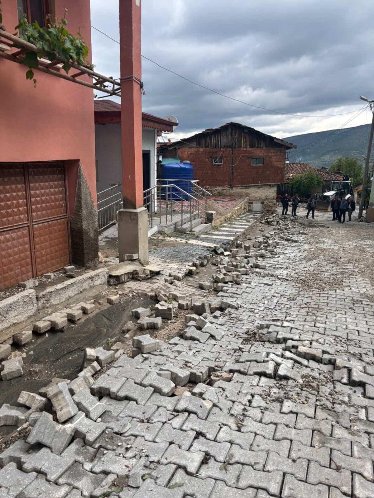 Keles'te sağanak yağışın sele yol açmasının nedenleri ve etkileri hakkında
