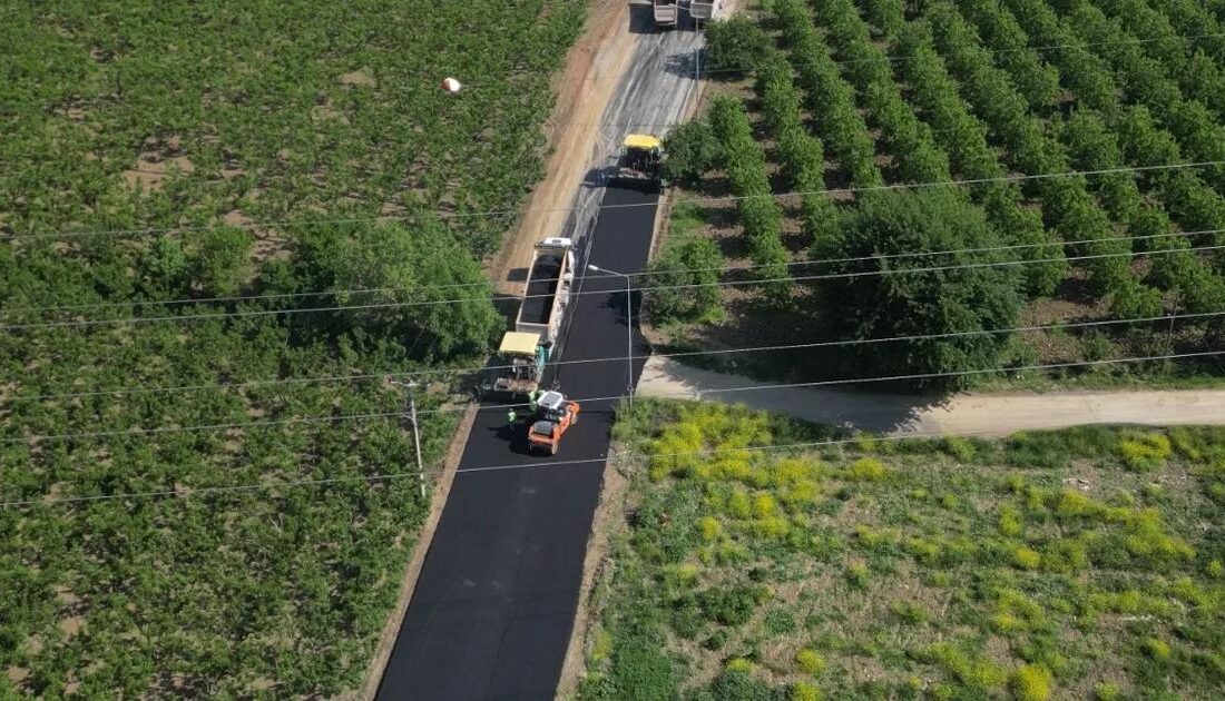 Kestel’de asfalt çalışmalarında hız kesilmeden devam ediliyor. Modern yöntemlerle yol