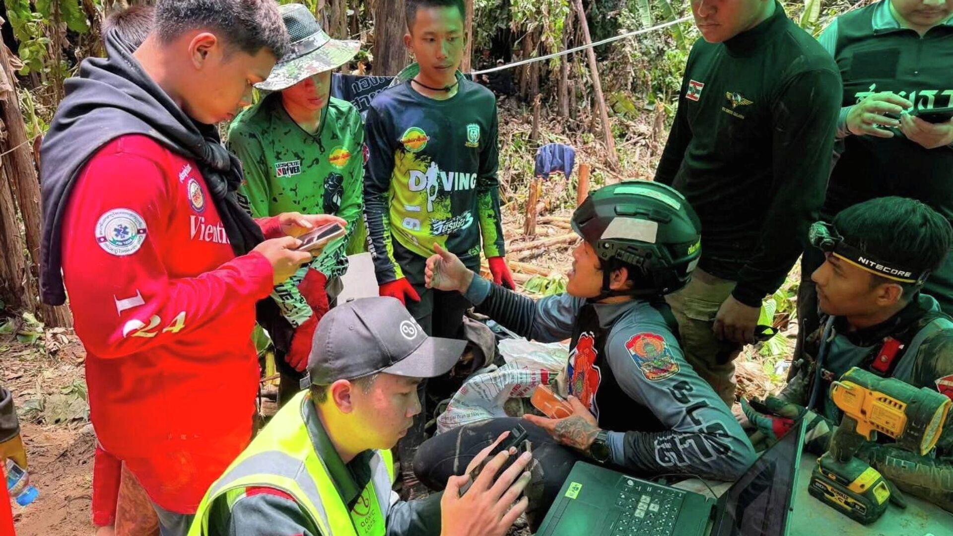 Laos'ta mahsur kalan 7 kişi için kapsamlı büyük kurtarma operasyonu