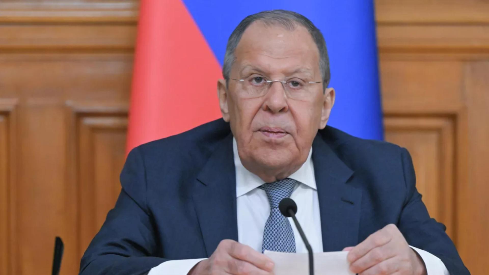 Lavrov, ABD'nin petrol sanksiyonlarının etik dışı ve sömürgeci doğasını eleştirerek