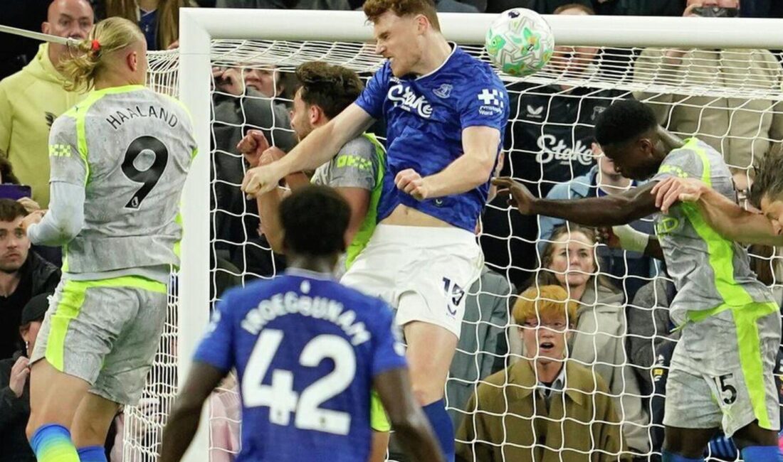 Manchester City, Everton karşısında önemli puanlar toplamaya devam ediyor. Maçın