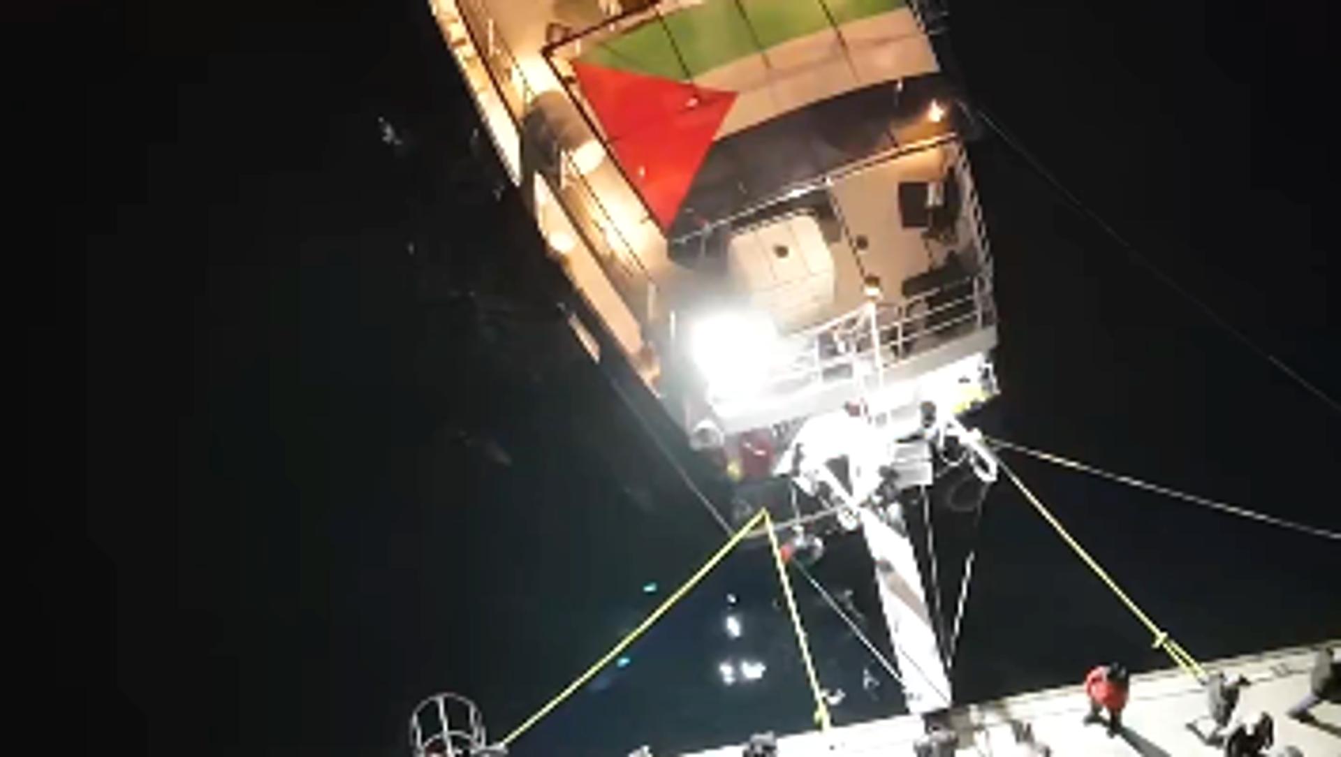 Marmaris Limanı'nda demirleyen teknelerde güvenlik ve sağlık önlemleri kapsamında kapsamlı
