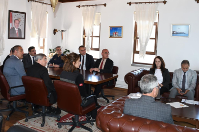 Mudanya'da Sahipsiz Hayvanlara Yönelik Toplantı
